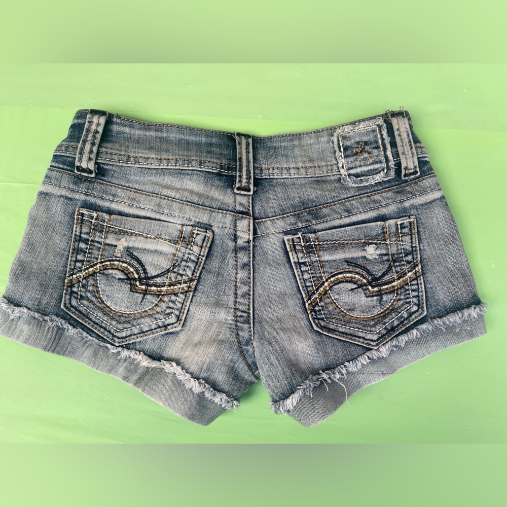 LOW RISE VINTAGE HYDRAULIC Women's Distressed Denim Shorts SIZE 0 JUNIORS - Picture 2 of 12